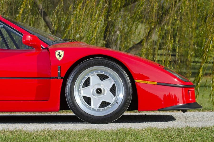  Ferrari F40 1991 года  (фото 18 из 50)